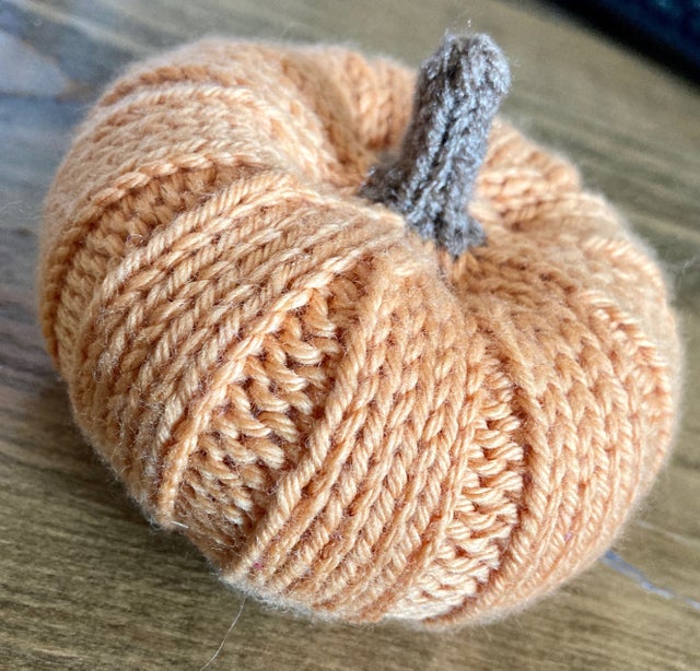 Pumpkin Knitting Kit - Stranded by the Sea